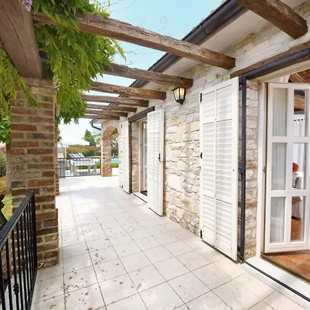 Camelina With New Private Pool Вилла *