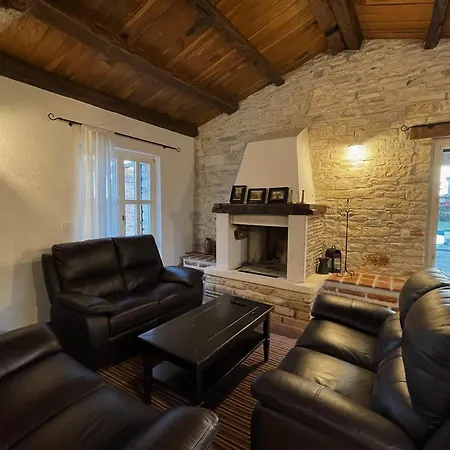 Camelina With New Private Pool Barat (Rovinj)