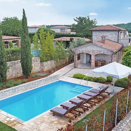 Camelina With New Private Pool * Barat (Porec)
